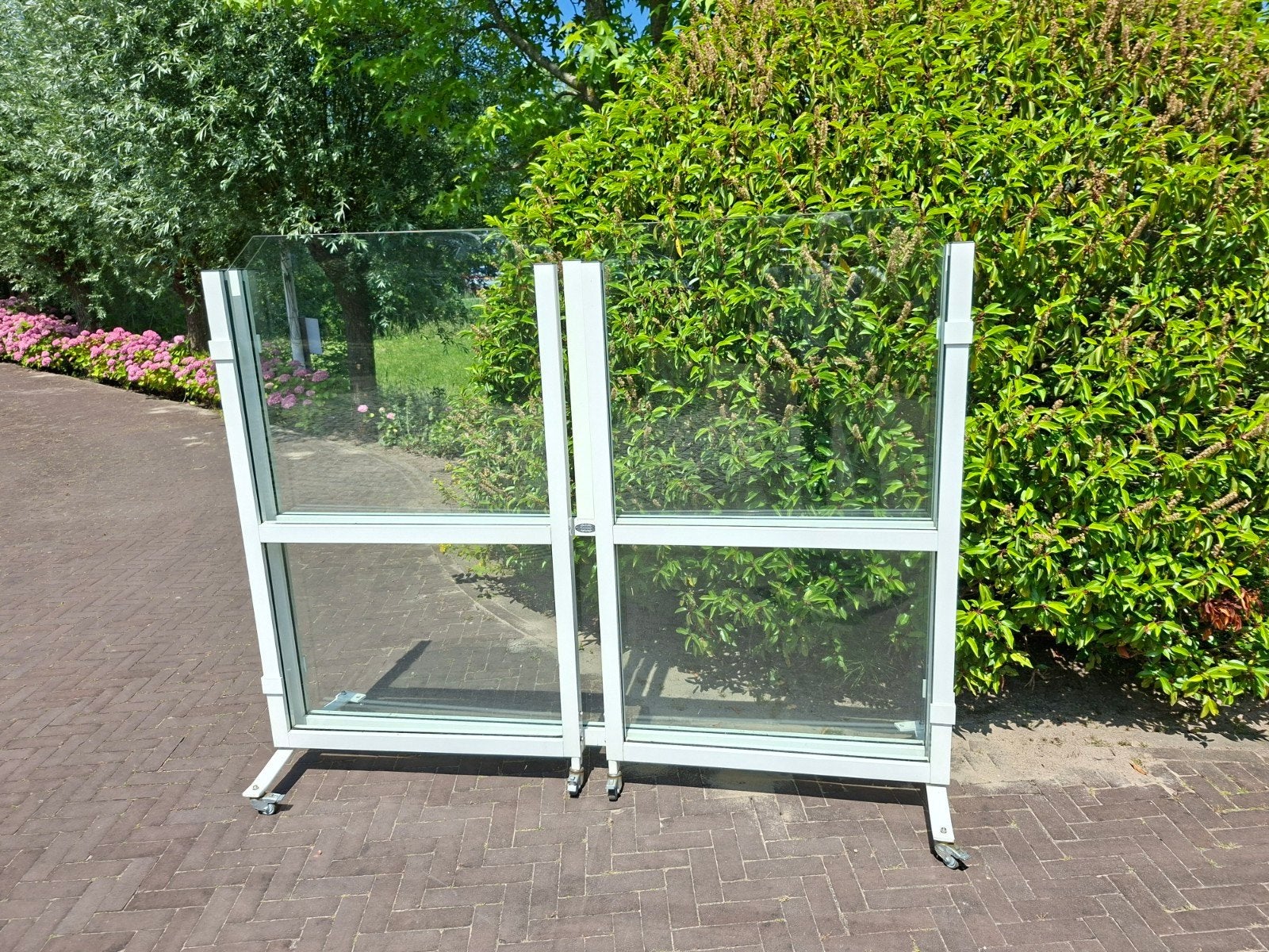 Glazen windscherm op wielen - EK Terrasschermen, Ophalen, 100 tot 150 cm, 200 cm of meer, Glas