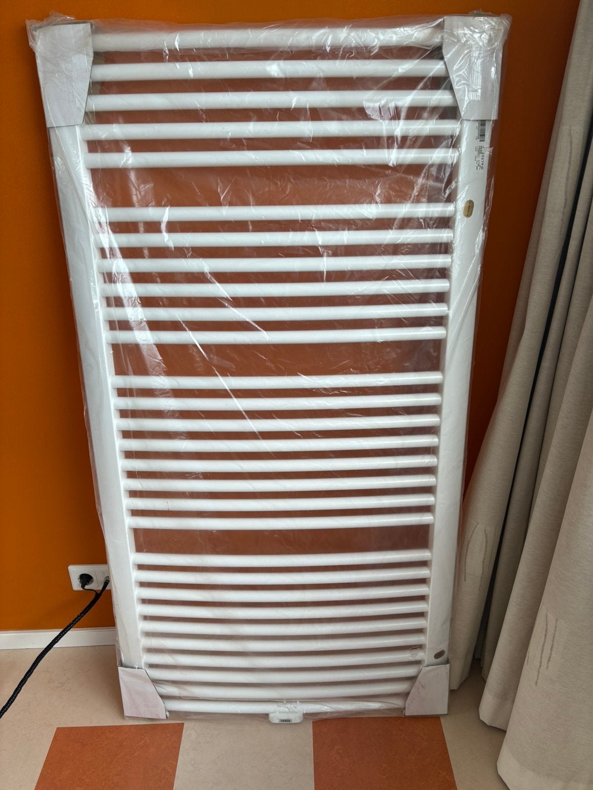 Koopje !!!!  Vasco Prado HX handoek radiator 140x75 nieuw, Ophalen, Radiator, Nieuw, 60 tot 150 cm