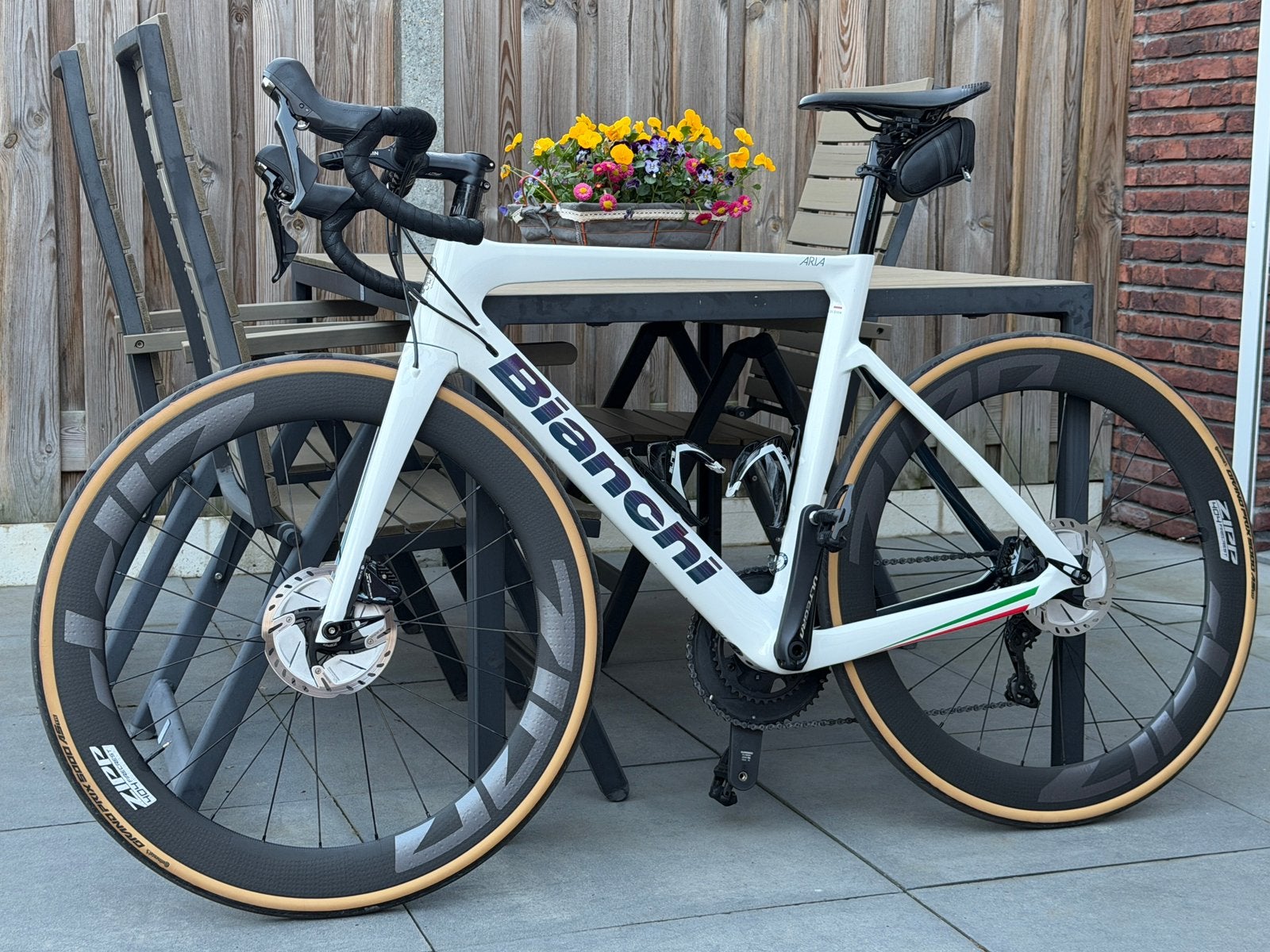 Bianchi Aria te koop, Fietsen en Brommers, Fietsen | Racefietsen, Carbon, Zo goed als nieuw, 57 tot 61 cm, Meer dan 20 versnellingen