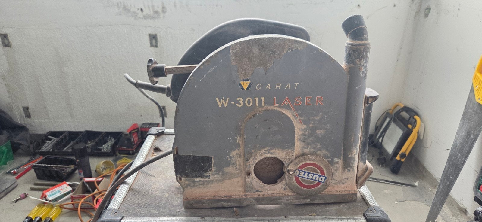 Carat W-3011 Laser muurzaagmachine - bout dol, Ophalen, Gebruikt