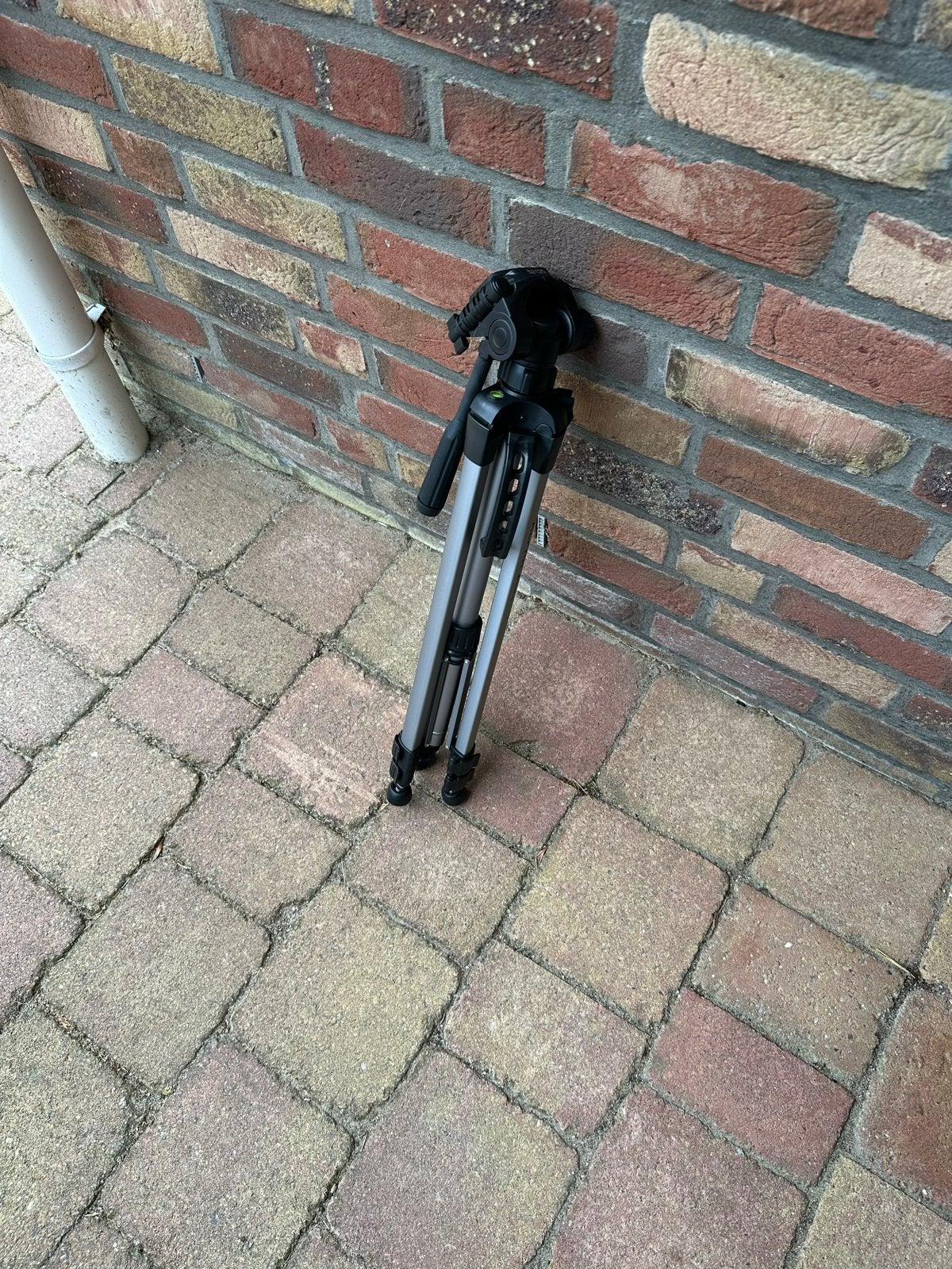 Cullmann Alpha 2500 Statief met Balhoofd en Waterpas, Ophalen, Cullmann, Gebruikt, Driepoot