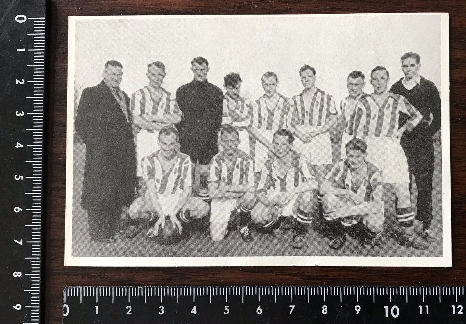 Oude Voetbalplaatje Heerenveen met Abe Lenstra 8x12 Cm, Verzamelen, Ophalen of Verzenden, Zo goed als nieuw, Overige binnenlandse clubs