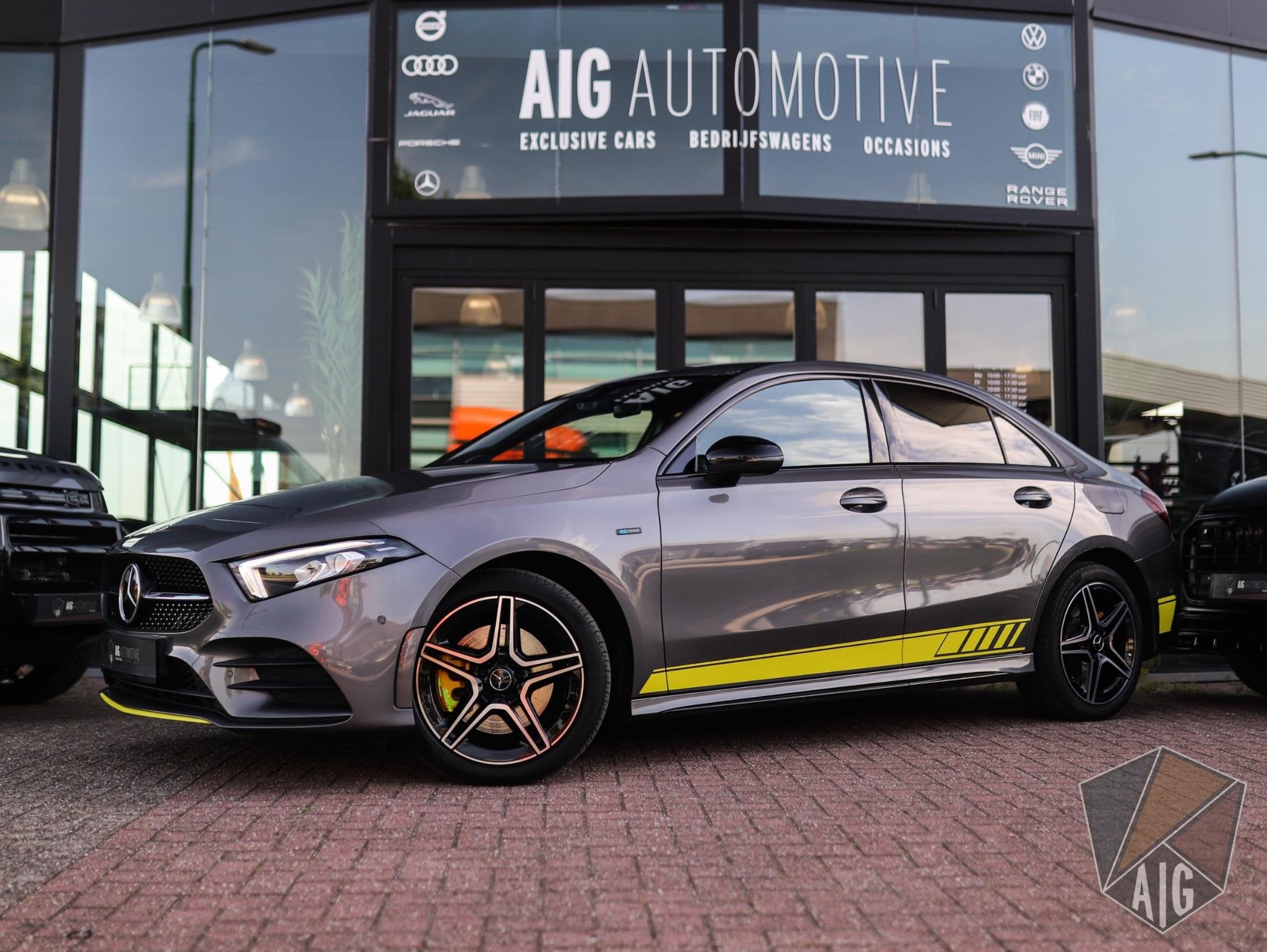 Mercedes-Benz A-klasse 250 e Business Solution AMG Limited |, Gebruikt, Euro 6, 4 cilinders, 16 kWh