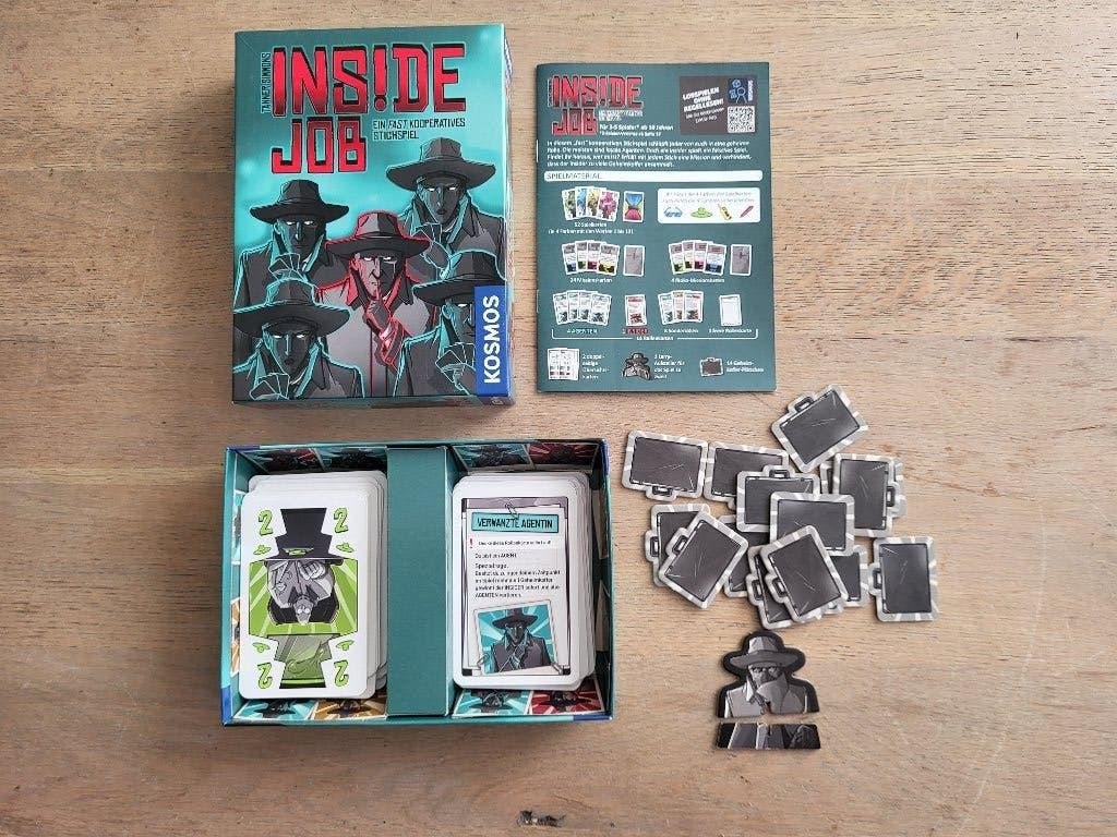 Inside Job: Een snel coöperatief stichspel, Vijf spelers of meer, Ophalen of Verzenden, Zo goed als nieuw, Kosmos