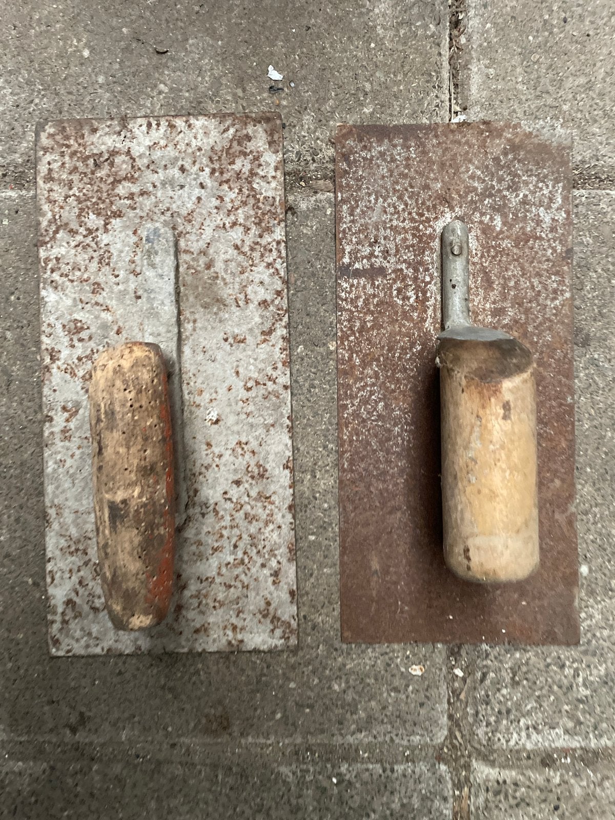 2 stuks VINTAGE METSEL VLAKKERS, Ophalen, Gebruikt