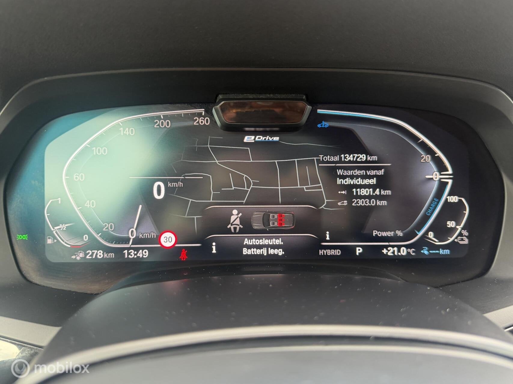 Foto 11 van BMW X5 xDrive45e M-SPORT ACC/SKYLOUNGE/4WD STURING