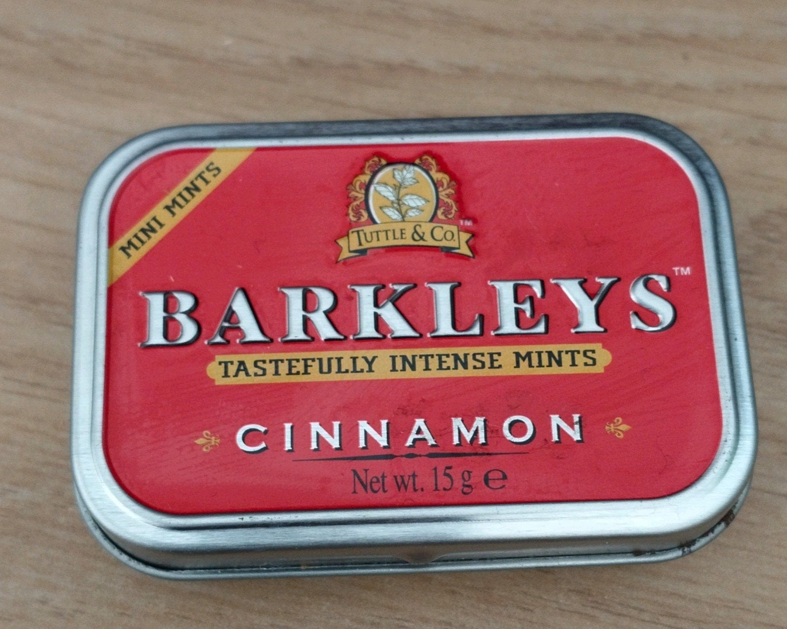 Leeg rood/zilver blikje Barkleys, Ophalen of Verzenden, Zo goed als nieuw