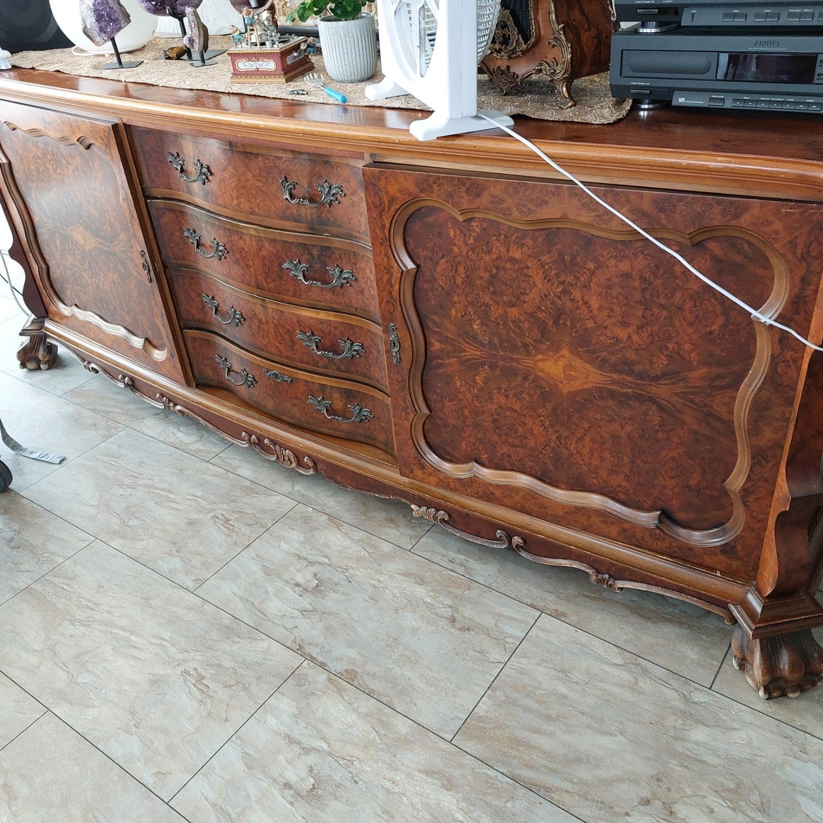 Chippendale dressoir   240 breed en 59cm diep en 89cm hoog, Gebruikt, Met deur(en), Klassiek, Ophalen of Verzenden
