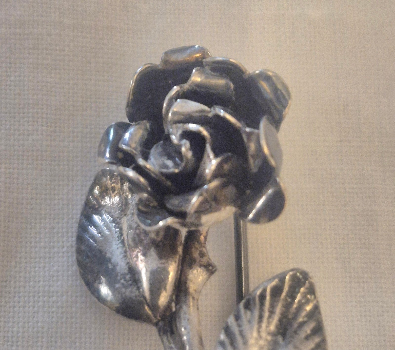 Zilveren Roos broche ~ TEKA (Theodor Klotz), Sieraden, Tassen en Uiterlijk, Broches, 4 tot 7 cm, Gebruikt, Ophalen of Verzenden