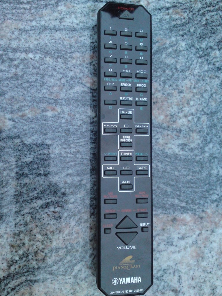 Vier Yamaha originele afstandsbedieningen, Ophalen of Verzenden, Zo goed als nieuw, Origineel, Dvd