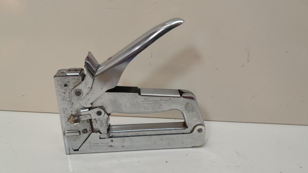 Handnieter handtacker swingline whammer 2001 nail gun, Ophalen of Verzenden, Gebruikt