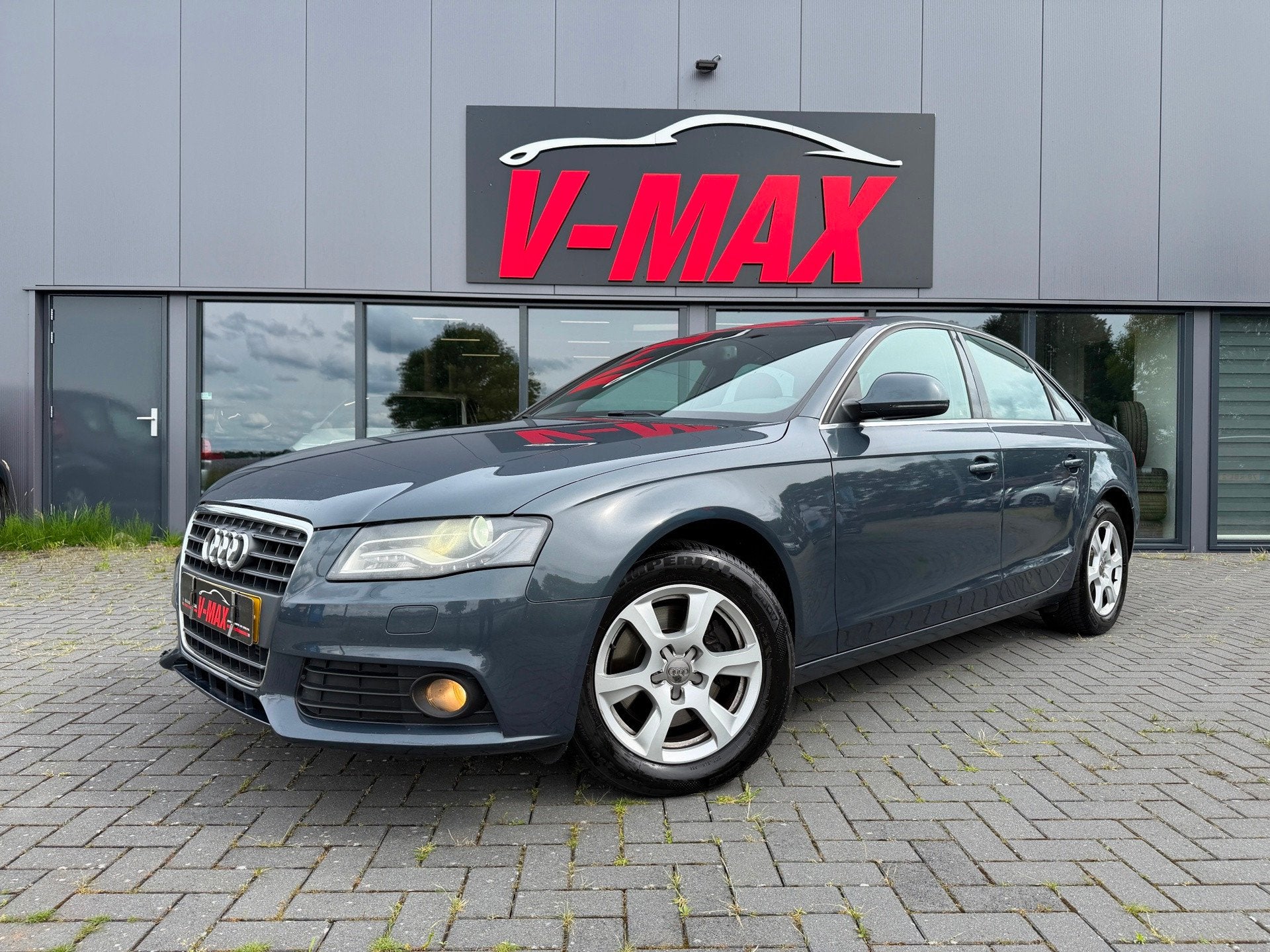Audi A4 Limousine 2.0 TFSI ProLine Xenon LED Navi Cruise PDC, Auto's, Voorwielaandrijving, Euro 5, 15 km/l, Gebruikt
