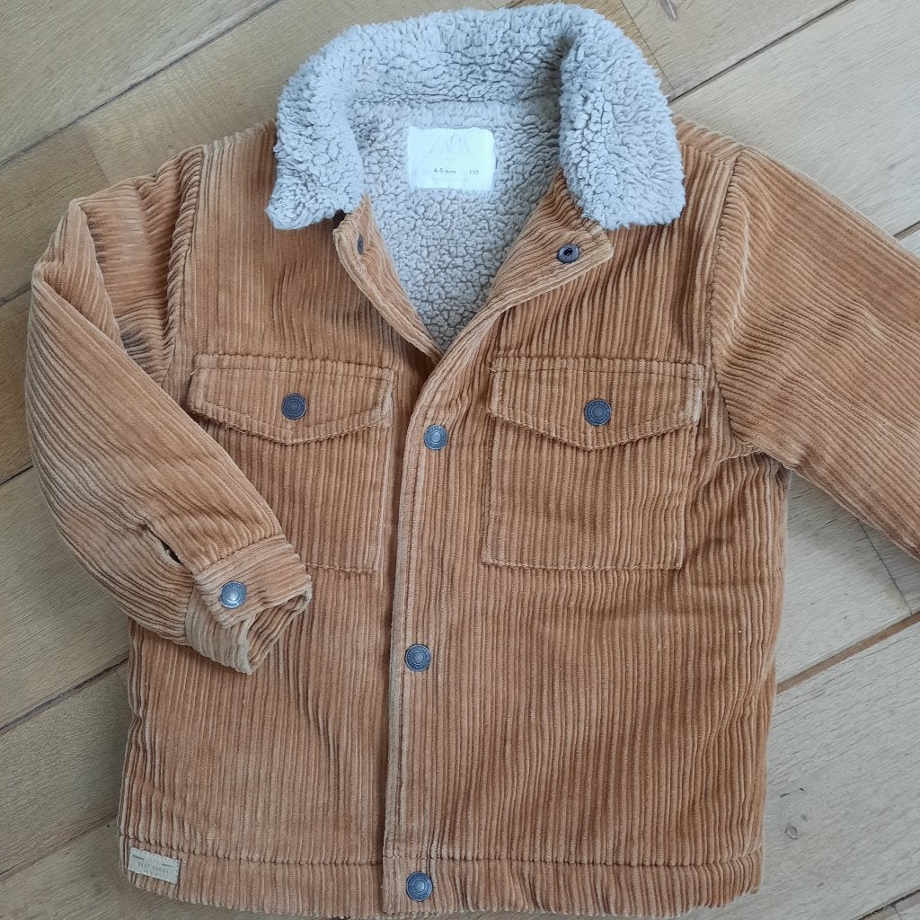 ZARA spijkerjack camel rib met teddy voering maat 110, Ophalen of Verzenden, Zo goed als nieuw, Zara, Jongen