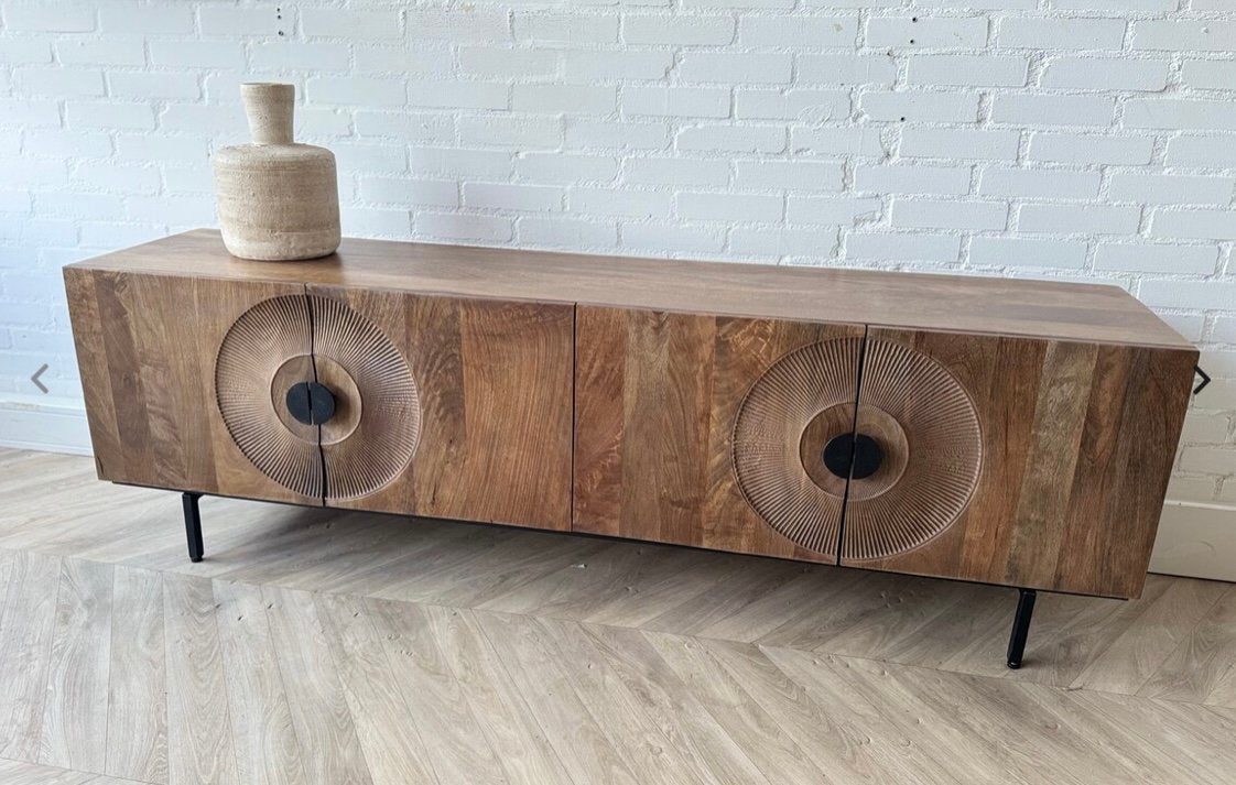 Magazijn Leegverkoop | TV Meubel Ingesneden Hout | Sale