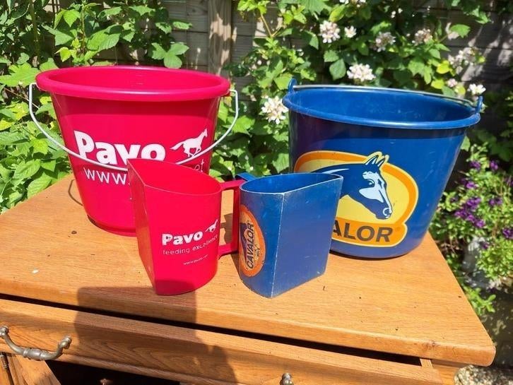 2 emmer Pavo Cavalor, Ophalen of Verzenden, Zo goed als nieuw, Overige soorten