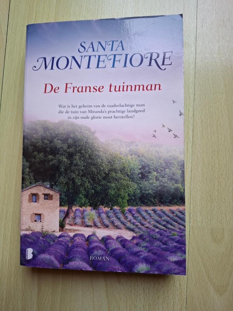 Santa Montefiore De Franse tuinman, Ophalen of Verzenden, Zo goed als nieuw