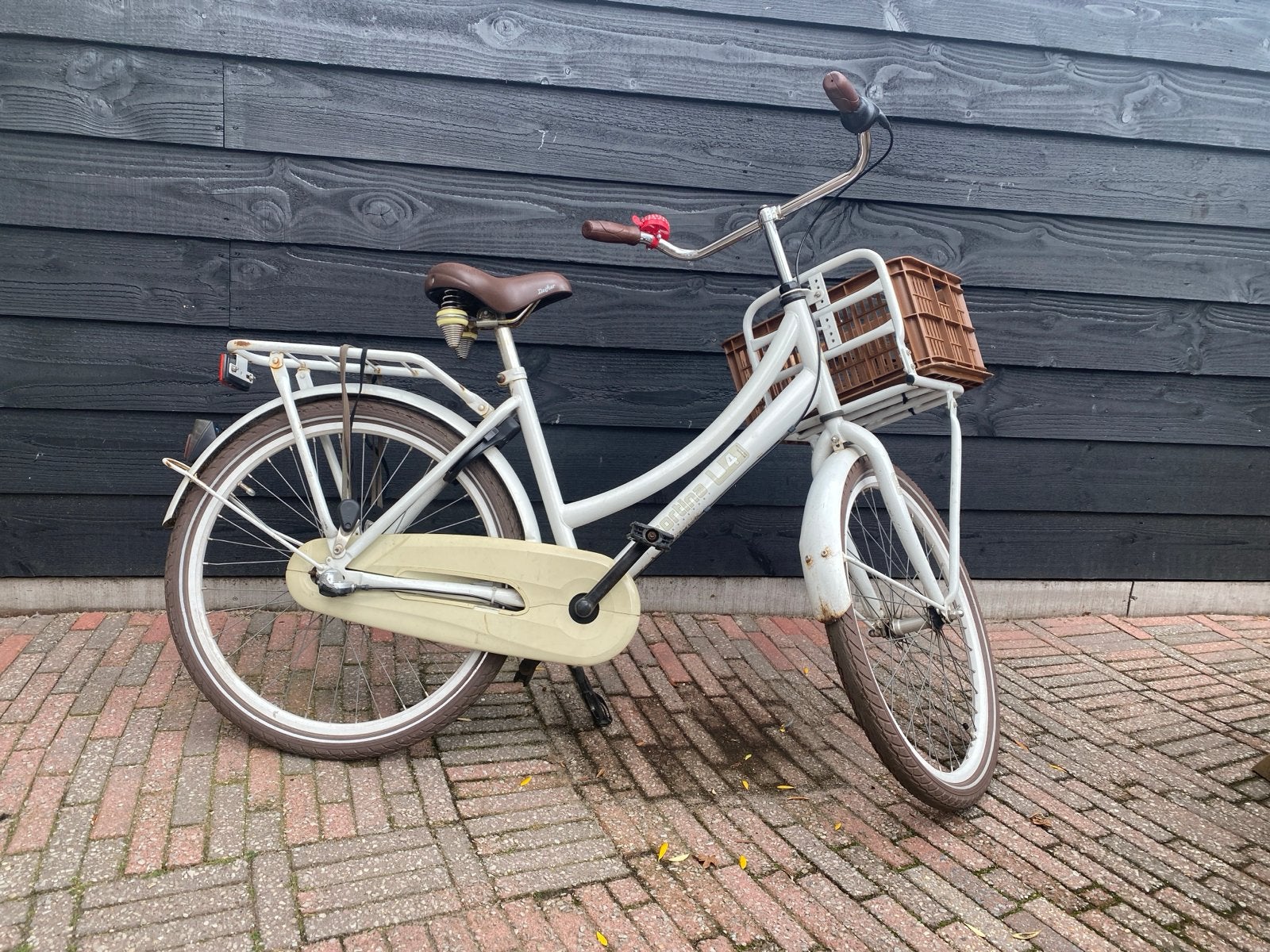 Cortina U4 Utility transportfiets - opknapper met Basil krat, Fietsen en Brommers, Fietsen | Dames | Damesfietsen, Terugtraprem