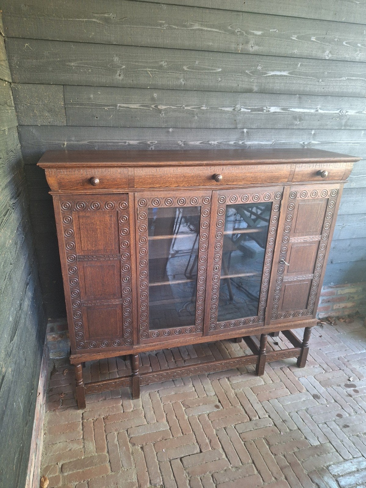 Prachtige antiek eiken kast met het originele oud glas, Ophalen of Verzenden