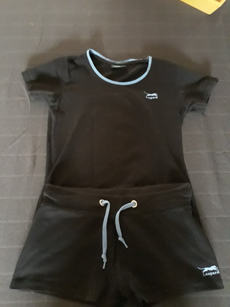 zwem/sportkleding te koop kinderen, Jongen of Meisje, Overige maten, Ophalen of Verzenden, Zo goed als nieuw