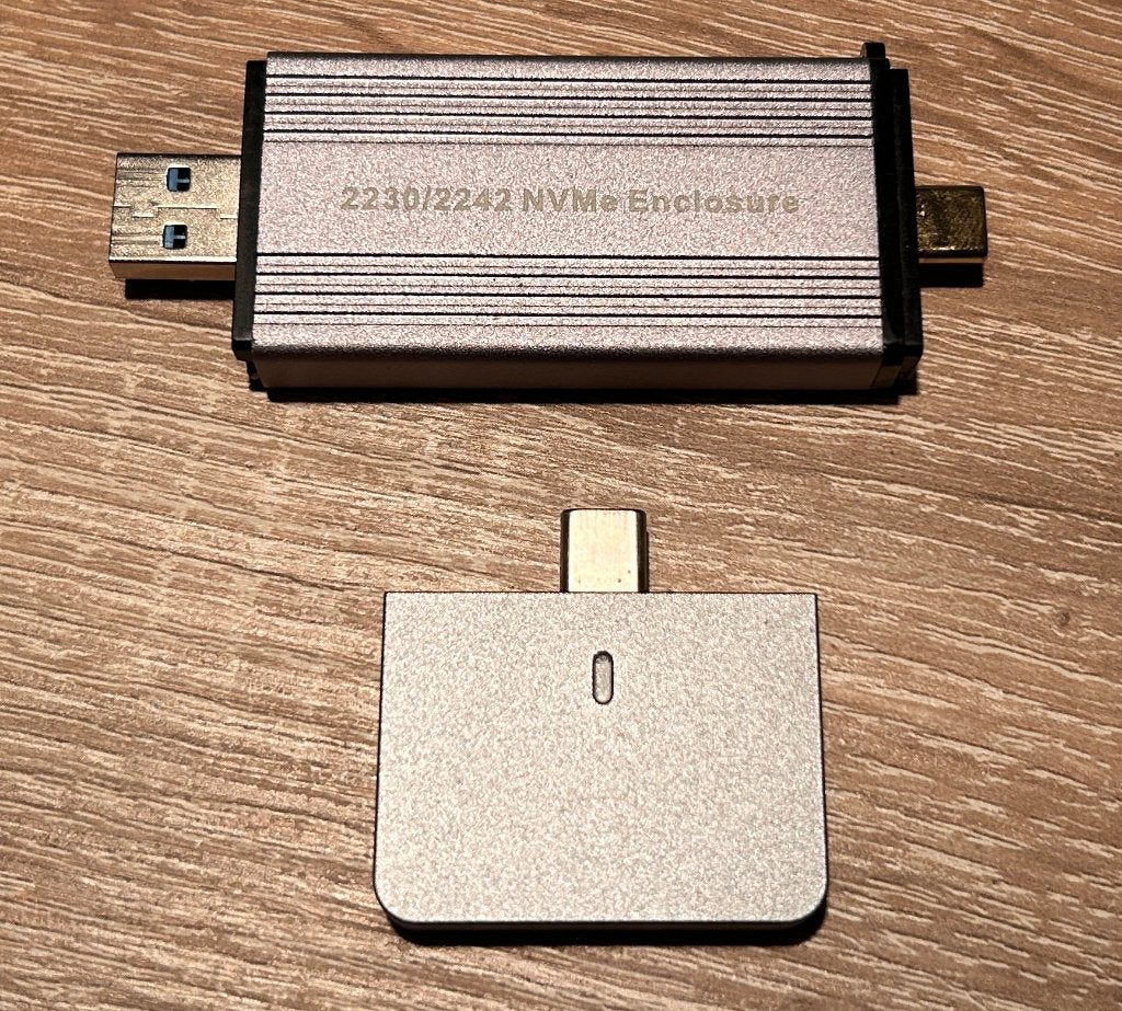 2 compacte externe SSD's van 256 GB per stuk, Computers en Software, Harde schijven, Gebruikt, SSD, Ophalen of Verzenden, Laptop