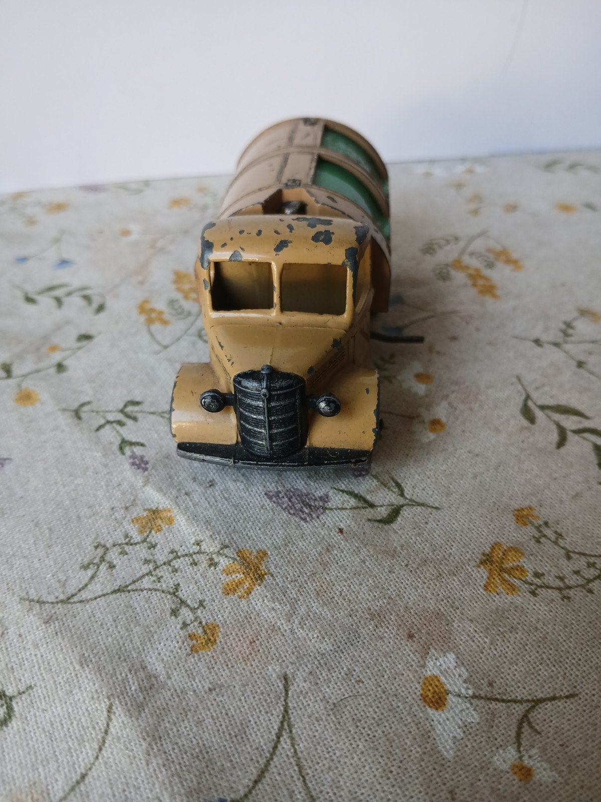 Bedford vuilniswagen.  Dinky toys,  mist achterklep, Hobby en Vrije tijd, Modelauto's | 1:43, Ophalen of Verzenden, Gebruikt, Dinky Toys