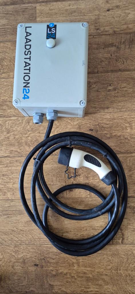Laadstation 24 met Laadkabel, Auto diversen, Laadpalen, Ophalen of Verzenden, Gebruikt, Laadpaal en Laadkabel