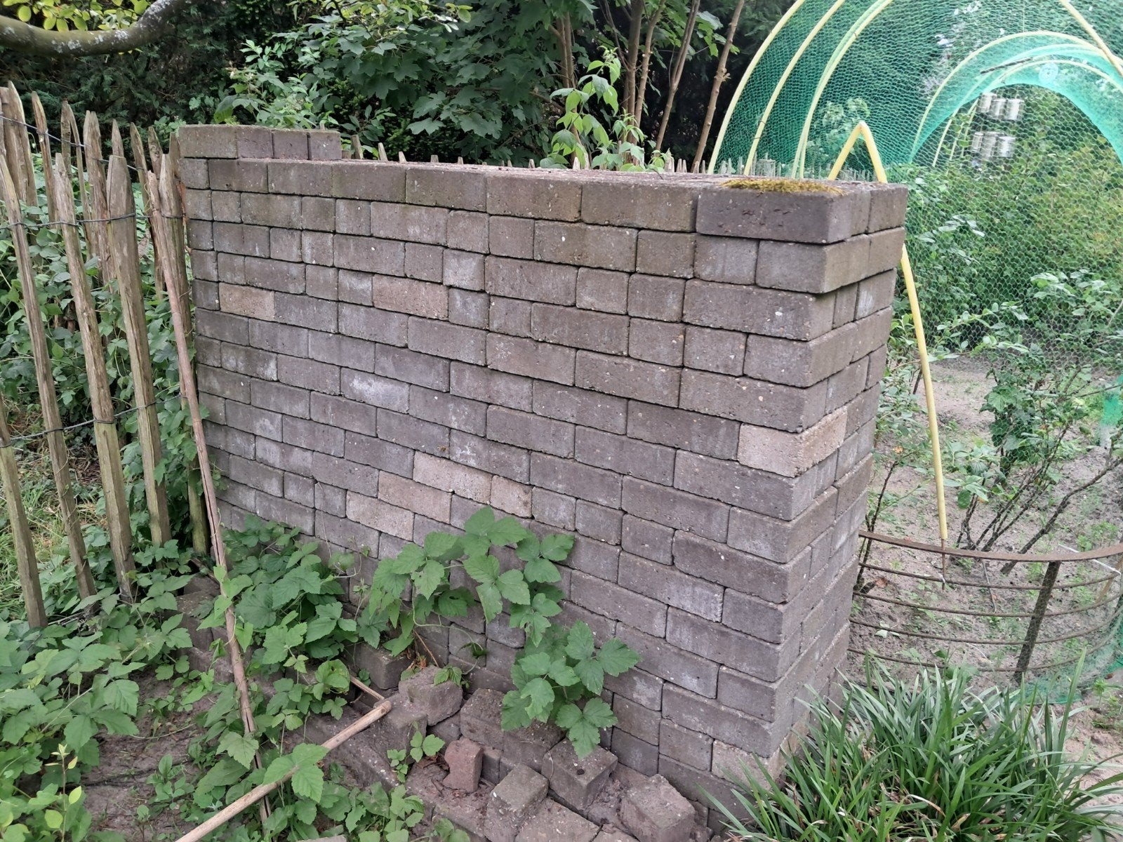 Gebruikte betonklinkers (~17m2) voor tuin of oprit, Ophalen, Overige materialen, Gebruikt, Minder dan 20 cm