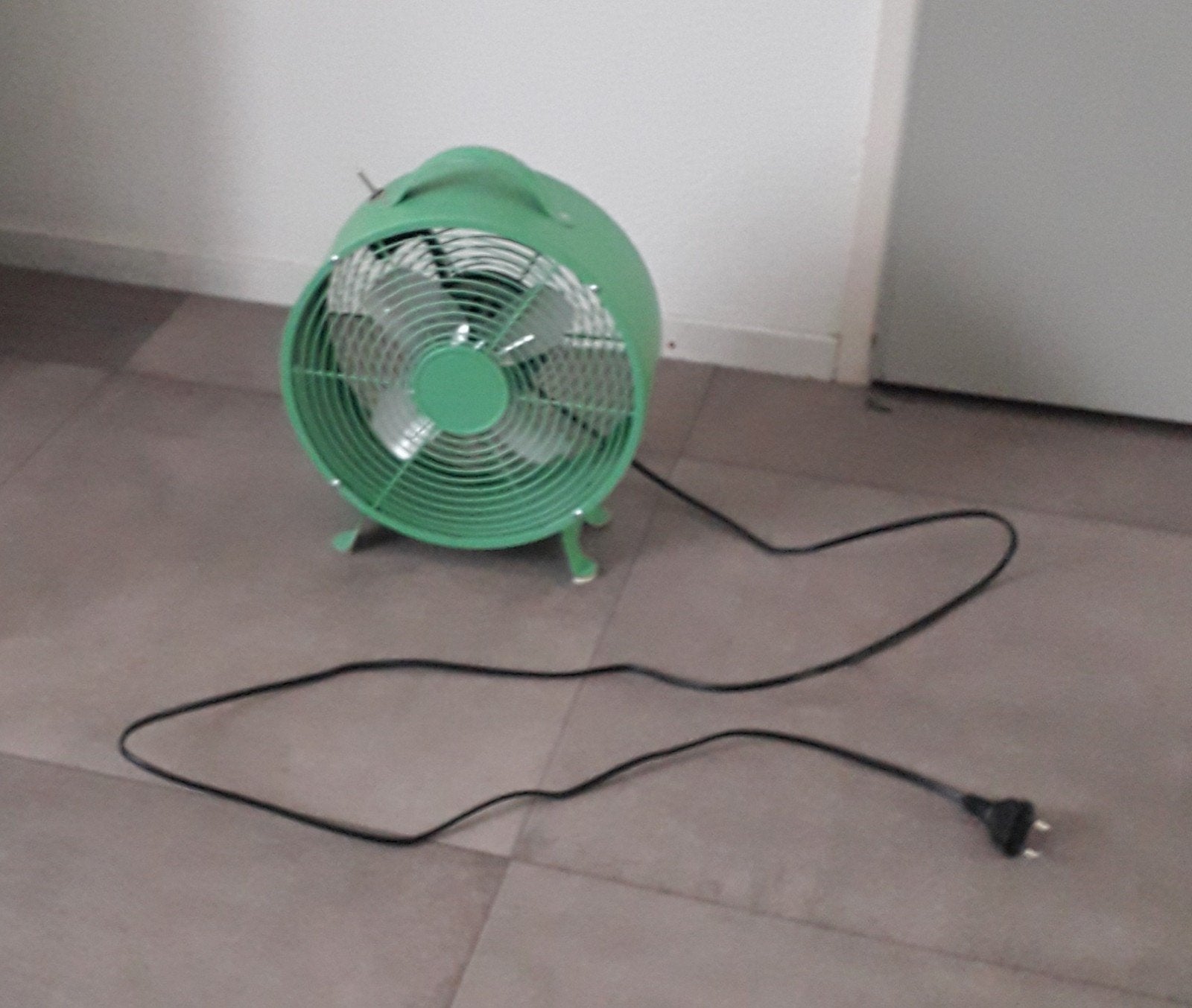 Tafelventilator, Witgoed en Apparatuur, Ventilatoren, Ophalen, Zo goed als nieuw, Tafelventilator