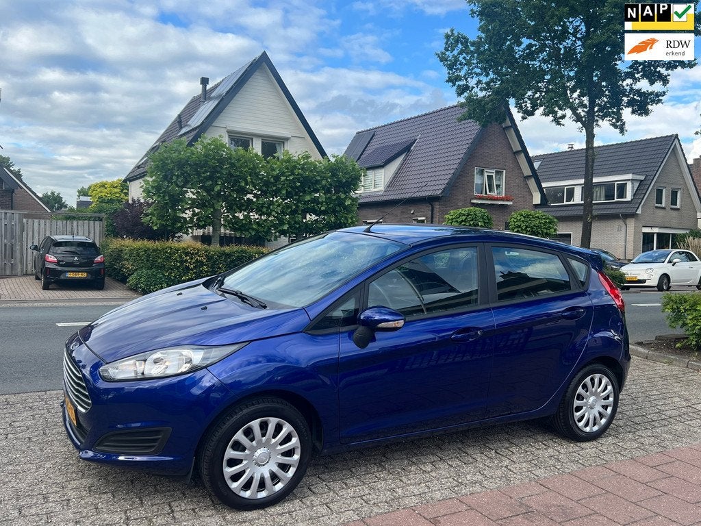 Ford Fiesta 1.0 Style Car play Airco NL-AUTO-NAP, Euro 5, Stof, Zwart, 525 kg