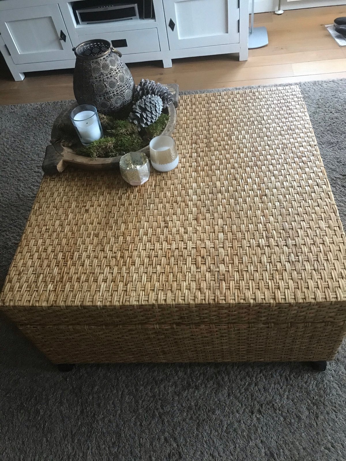 Rieten salontafel met wieltjes, Huis en Inrichting, Ophalen, Overige materialen, Gebruikt, 100 tot 150 cm