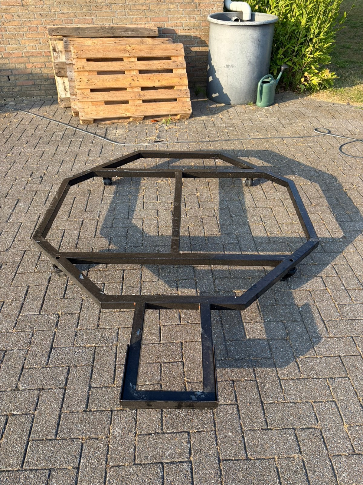 Intex Spa jacuzzi verrijdbaar frame, Tuin en Terras, Ophalen, Zo goed als nieuw