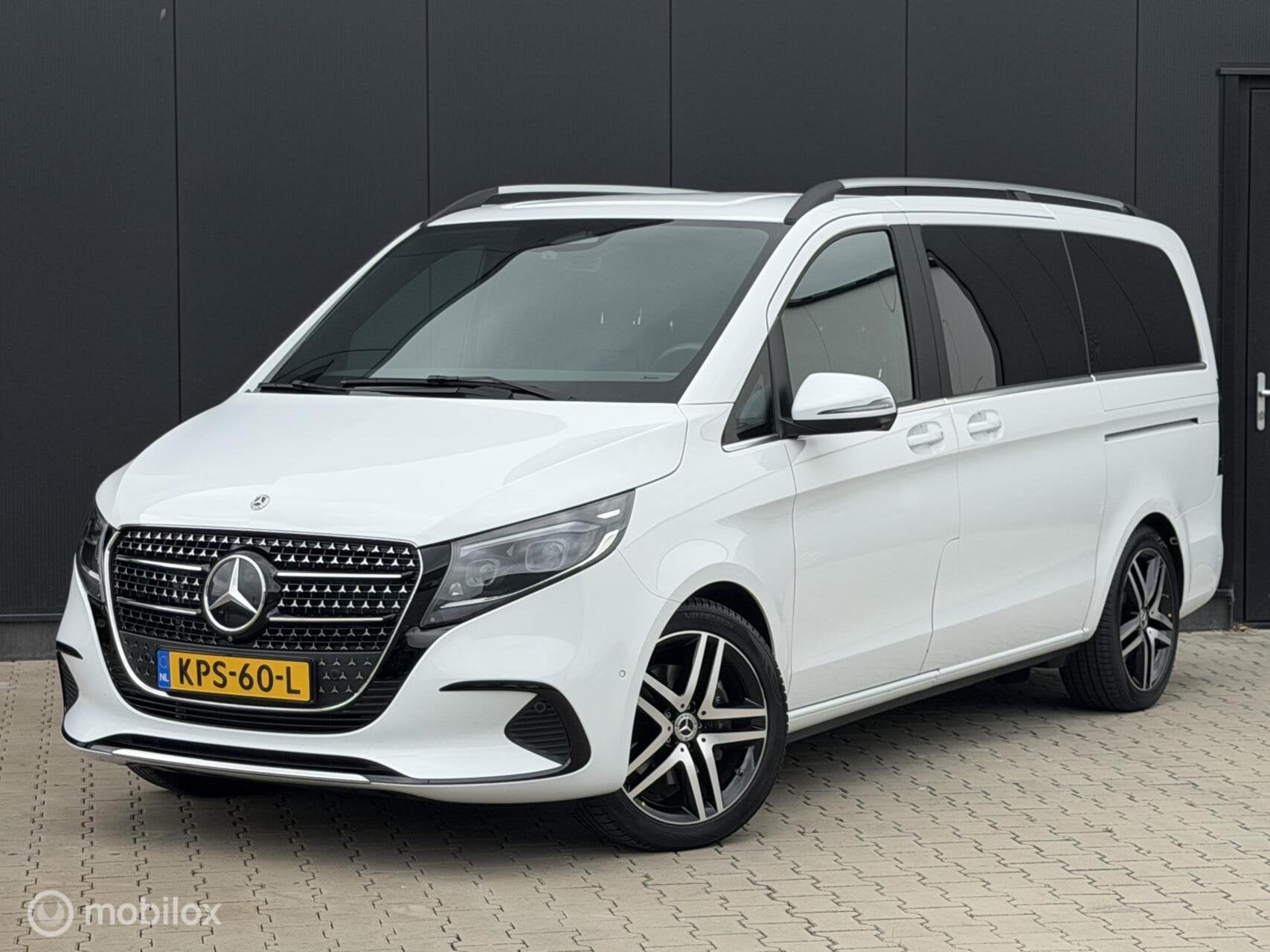 Mercedes V-klasse 300d L2 Avantgarde |7 PERS | TREKHAAK |, Auto's, Automaat, Automatische klimaatregeling, Gebruikt, 2224 kg