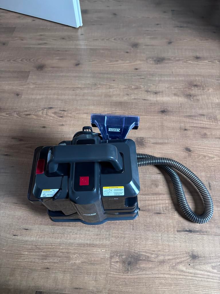 Zedar C600 Vlekkenreiniger, Witgoed en Apparatuur, Stofzuigers, Zo goed als nieuw, Waterstofzuiger, Minder dan 1200 watt, Reservoir