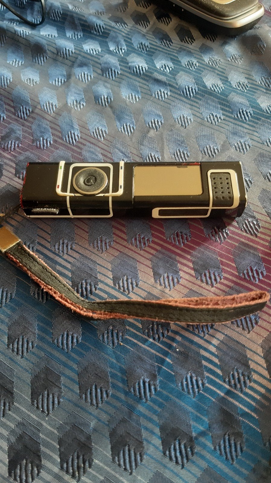 Nokia 7280 'Lipstick Phone' uit 2004 - Uniek Design, Gebruikt, Overige modellen, Zwart, Fysiek toetsenbord