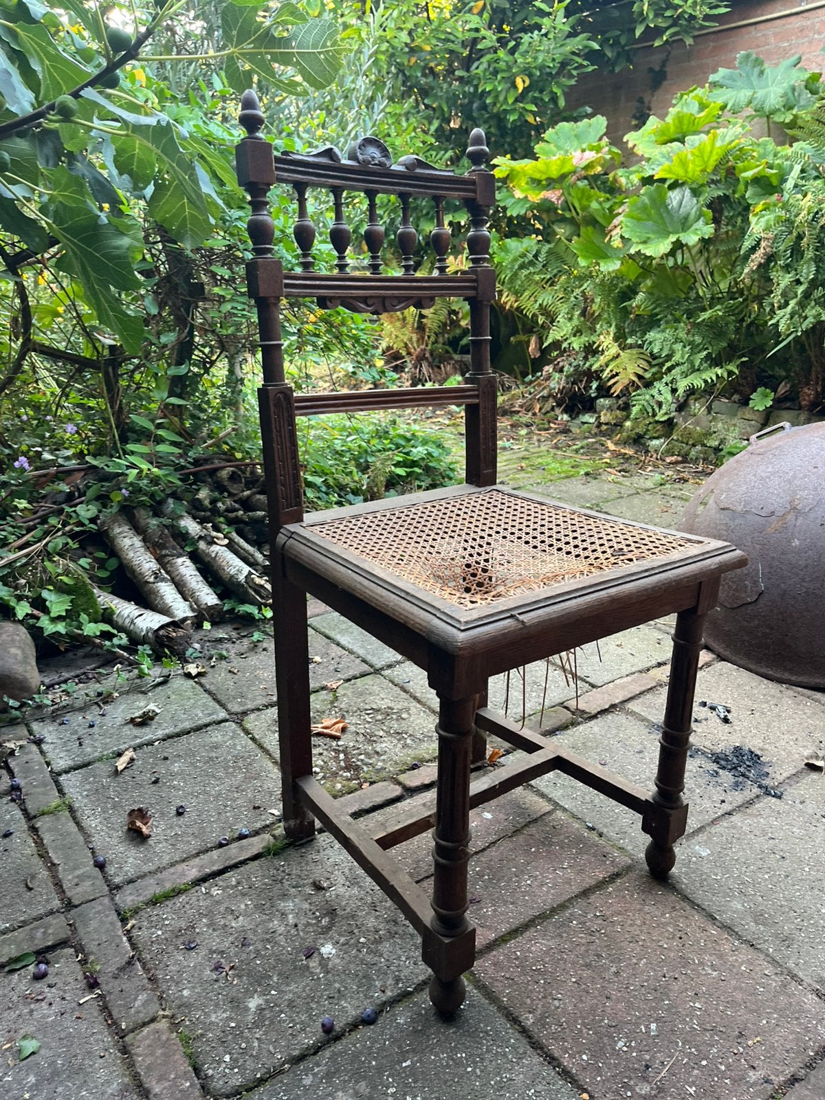 Antiek stoeltje, Ophalen