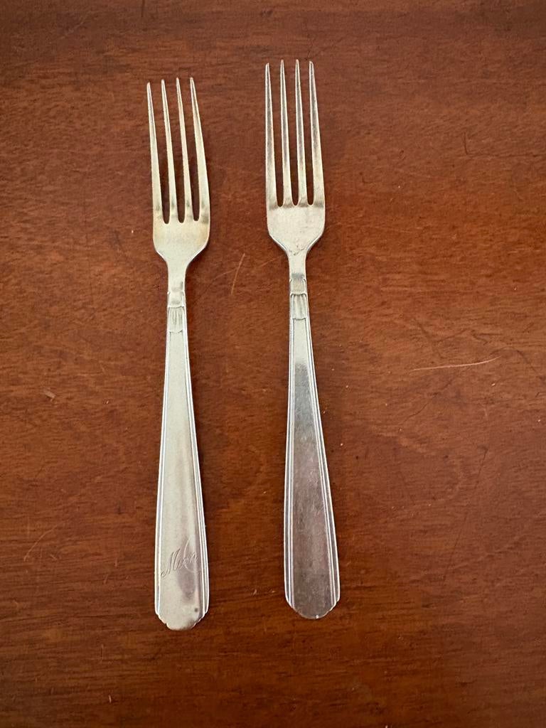 Gero 431 ‘rokje’ twee diner vorken, Ophalen of Verzenden
