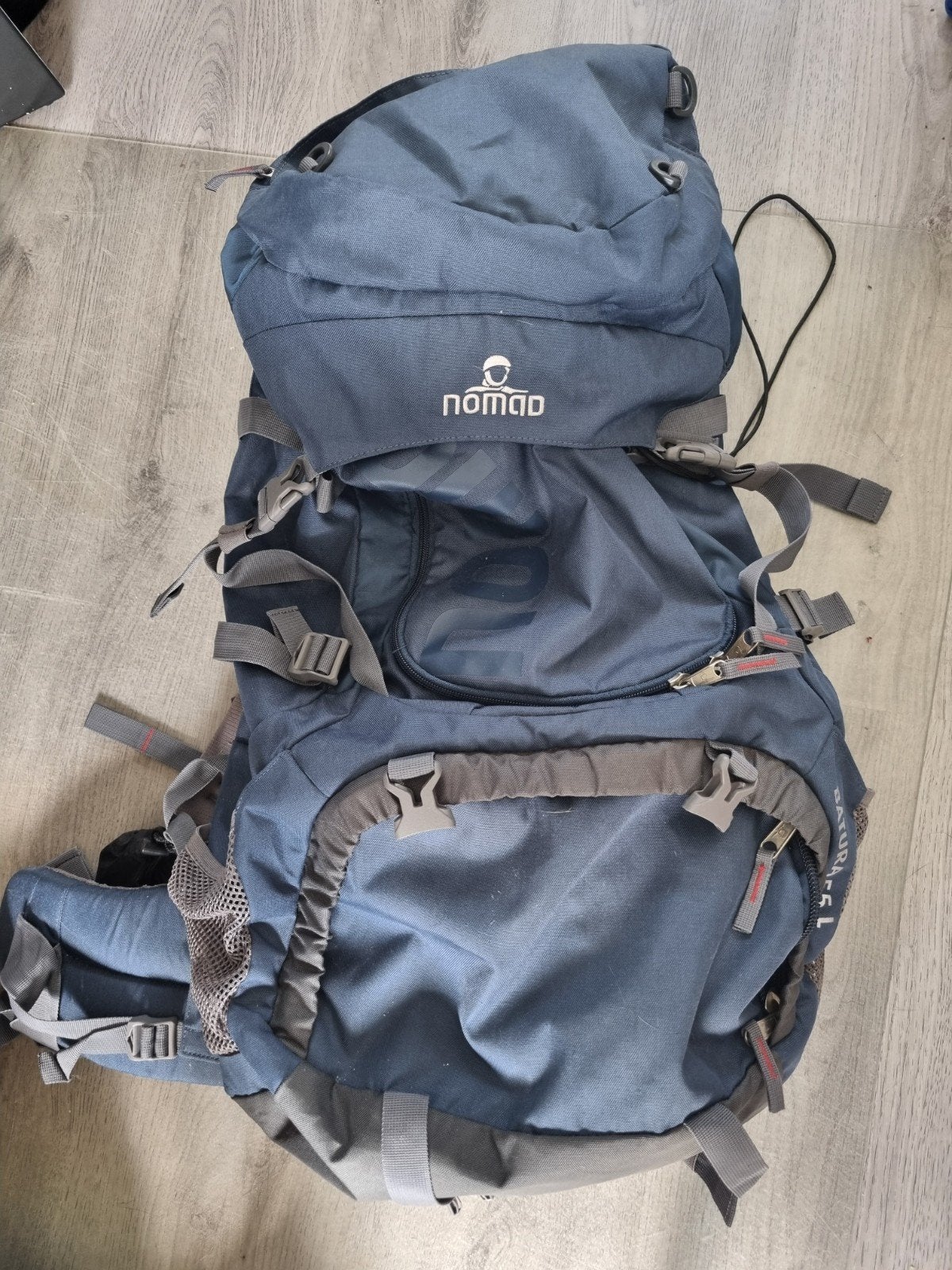 backpack NOMAD 55L, Ophalen, 30 cm of meer, Gebruikt, 60 tot 80 cm