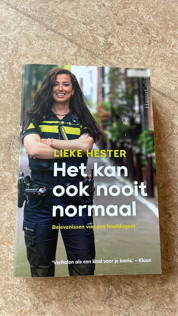 Lieke Hester - Het kan ook nooit normaal, Ophalen of Verzenden, Zo goed als nieuw, Lieke Hester