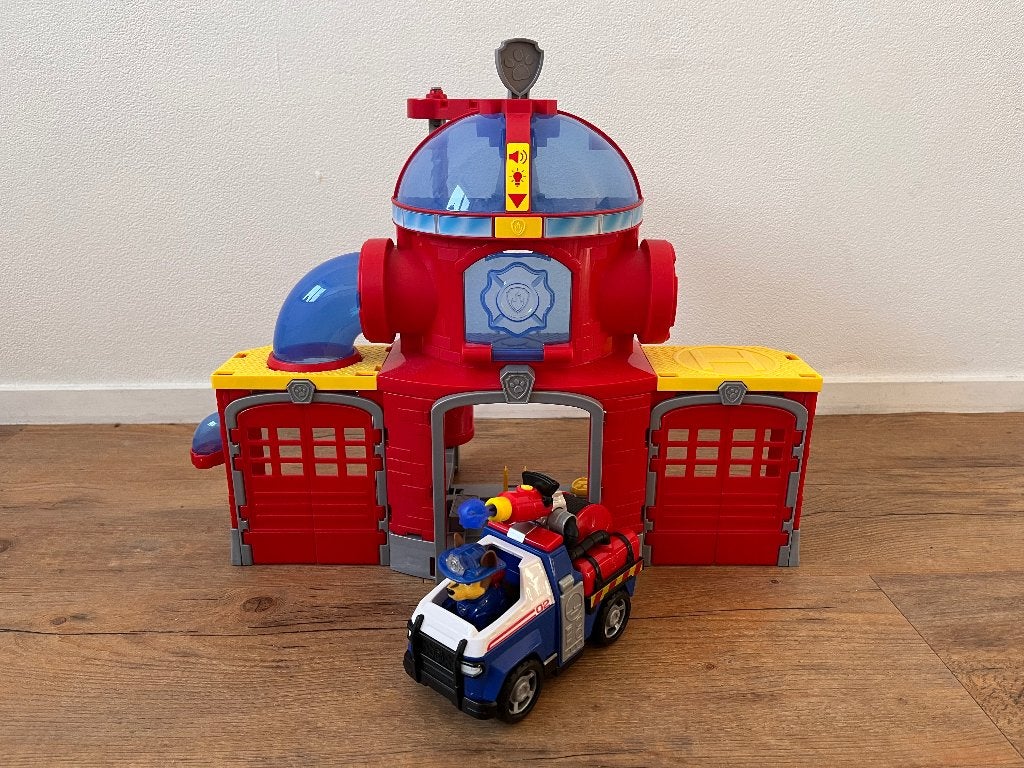 PAW Patrol Brandweerredding brandweerkazerne speelset, Kinderen en Baby's, Speelgoed | Actiefiguren, Ophalen of Verzenden, Zo goed als nieuw