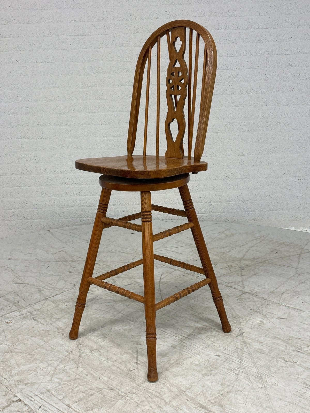 Prachtige vintage Windsor |Barkruk | 360 Draaibaar, Ophalen