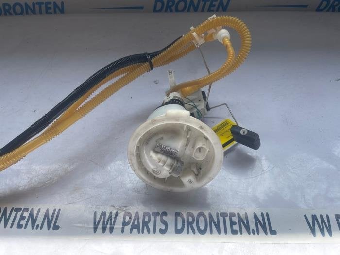 Tankvlotter van een BMW 3-Serie, Auto-onderdelen, Gebruikt, -, Verzenden, -