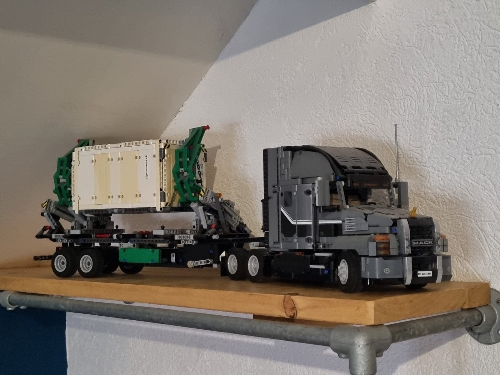 LEGO Technic 42078 Mack Anthem Vrachtwagen, Ophalen of Verzenden, Zo goed als nieuw, Overige merken