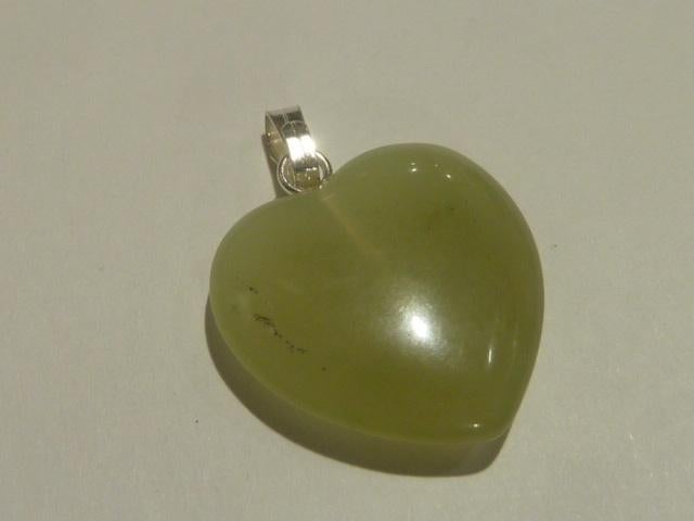Hanger hartje jade, Sieraden, Tassen en Uiterlijk, Edelstenen, Ophalen of Verzenden, Nieuw