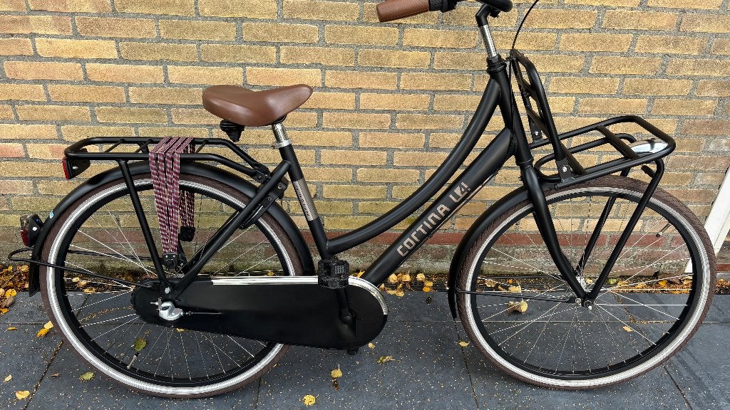 Mooie 26 inch Cortina U4 meisjesfiets 3 versnellingen, Fietsen en Brommers, Terugtraprem, Cortina U4 Transport, Versnellingen