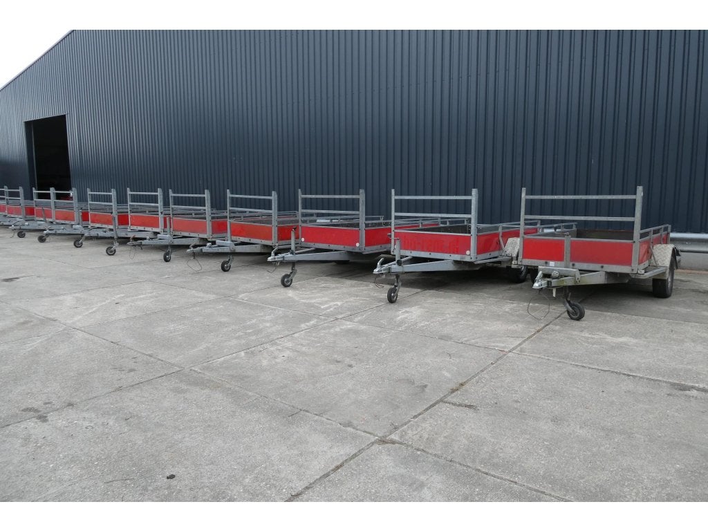Bij Eemsned partij Atec Bakwagens 250 x 130 vanaf €, Gebruikt