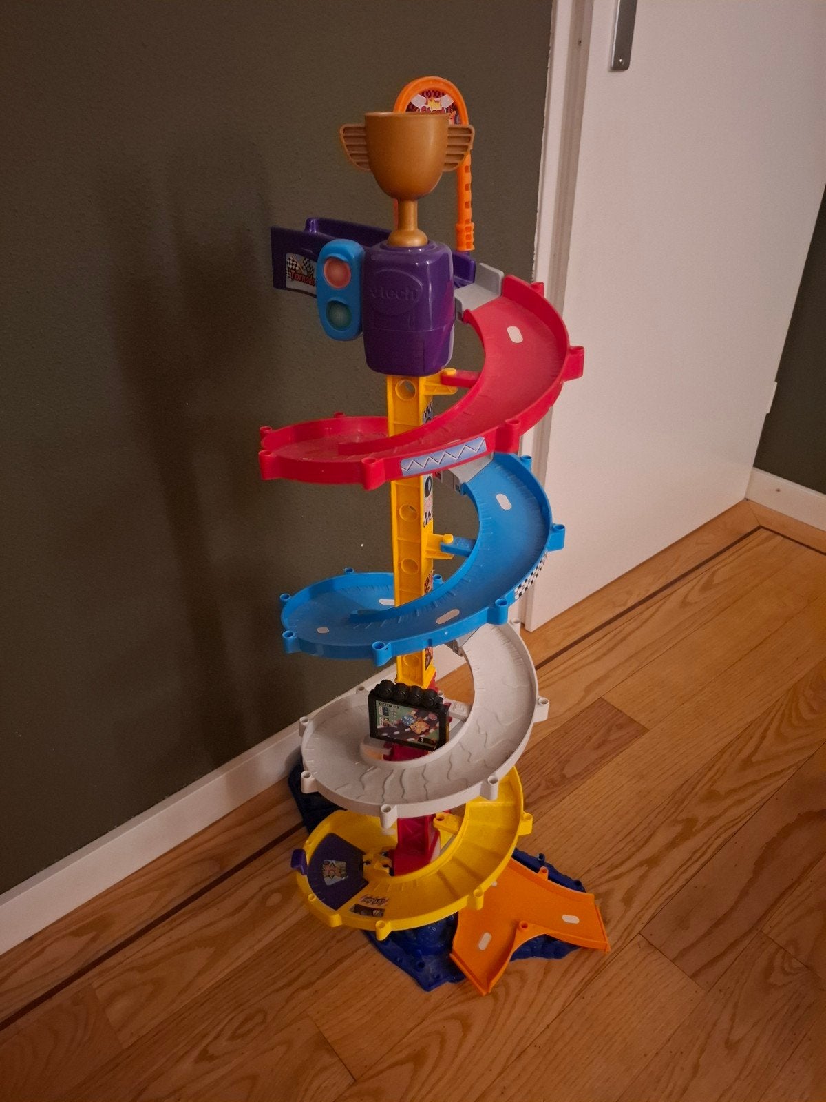 VTech Toet Toet Auto's Race Toren, Ophalen, Gebruikt, 2 tot 4 jaar