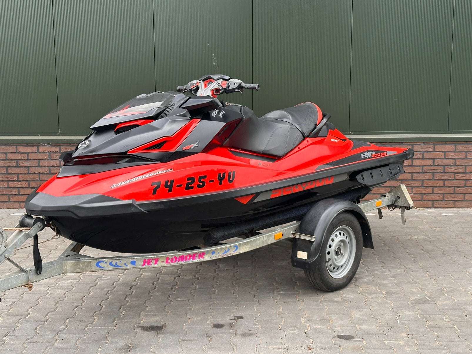 Seadoo RXP 300 RS 2017 Inclusief trailer, Ophalen, Zo goed als nieuw, Benzine, 200 pk of meer
