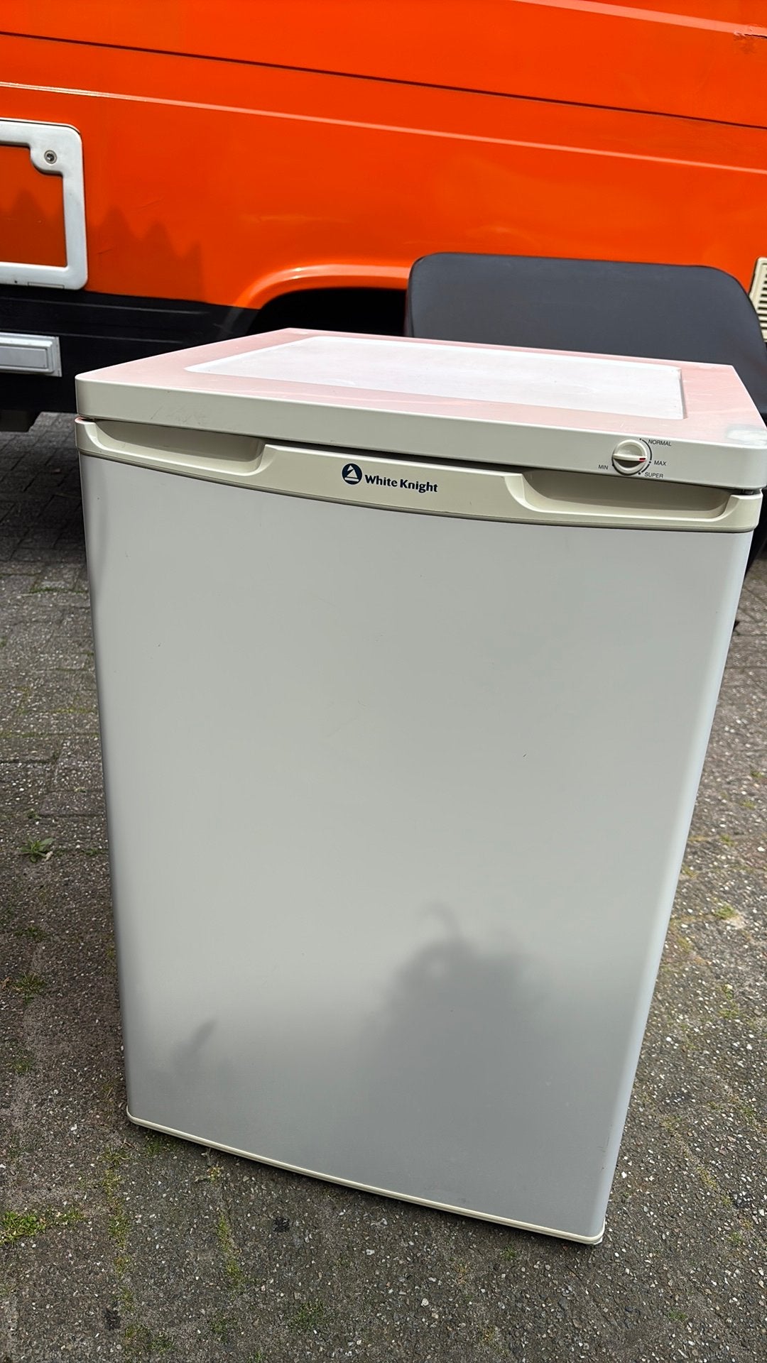 Goedwerkende vriezer, Witgoed en Apparatuur, Vriezers en Diepvrieskisten, Ophalen, Zo goed als nieuw, Minder dan 60 cm