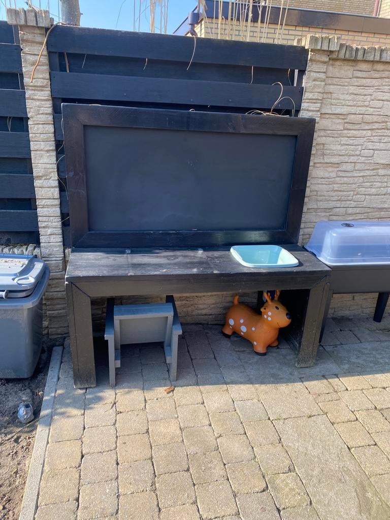 Buitenspeelkeuken, Ophalen, Gebruikt