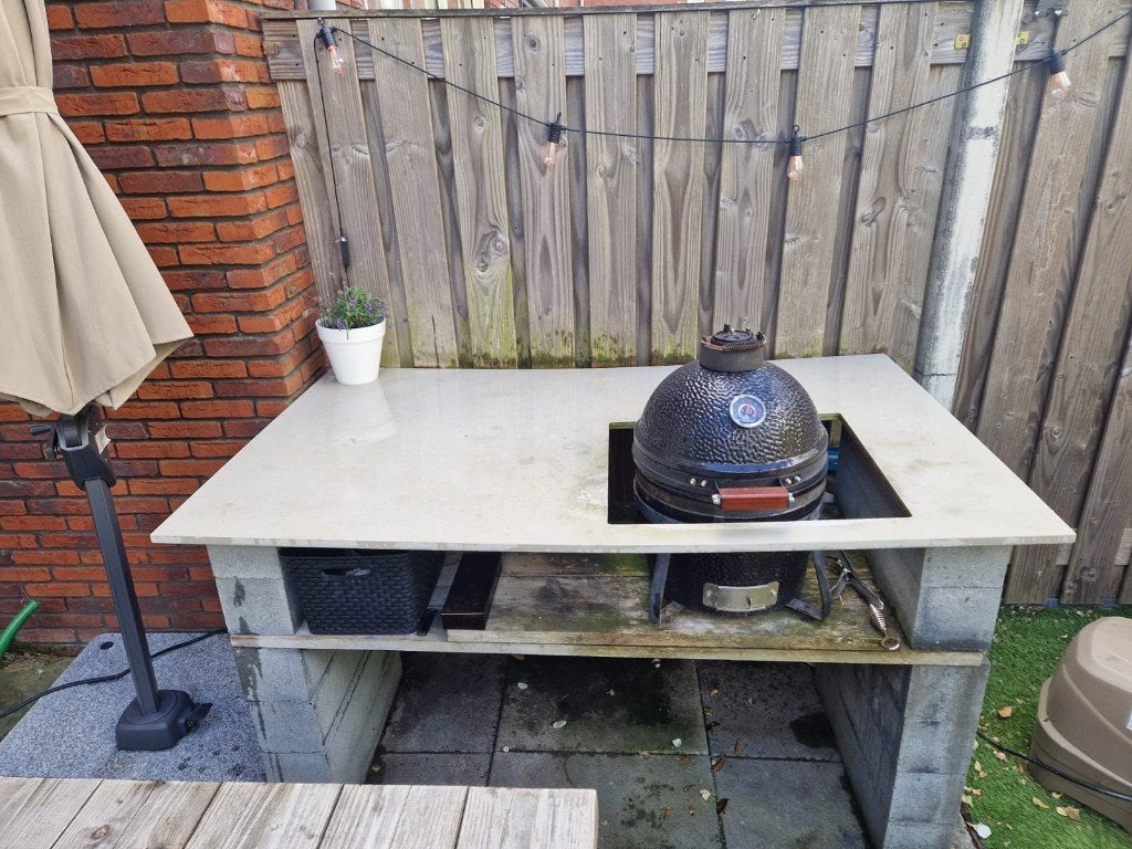 BBQ Tafel (gratis af te halen), Tuin en Terras, Overige Tuin en Terras, Gebruikt, Ophalen